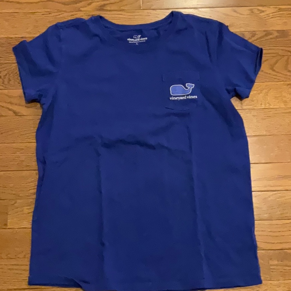 NWOT Vineyard Vines Tee-Shirt (boys size 14)